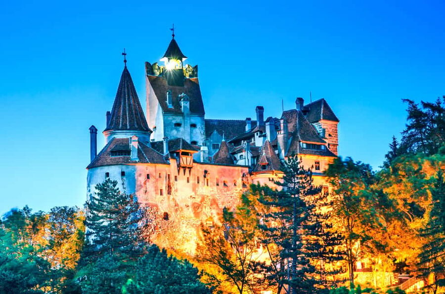1-Day Minivan Tour 3 Castles: Peles, Wednesday & Dracula’s - Three castles, three different reasons to go
