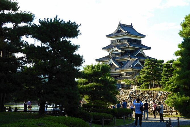 1-Day Tour from Nagano and Matsumoto Kamikochi & Matsumoto Castle - Who should book this outing?