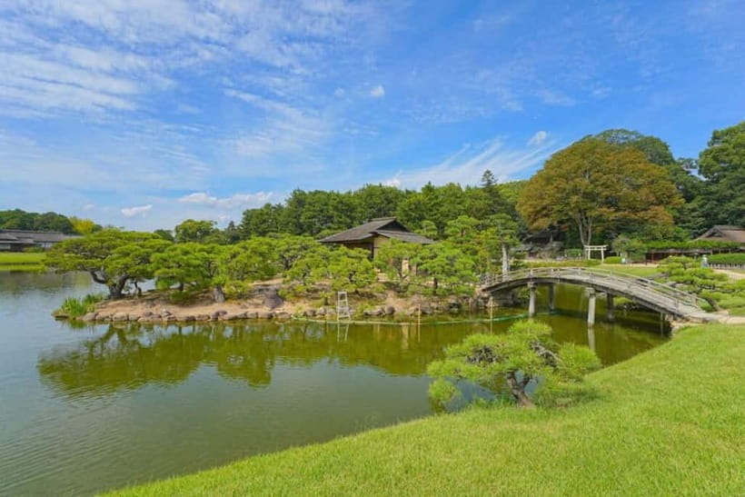 1-Day Tour from Okayama: Kurashiki, Gardens & Okayama Castle - Starting at Okayama Station near the Shinkansen gates