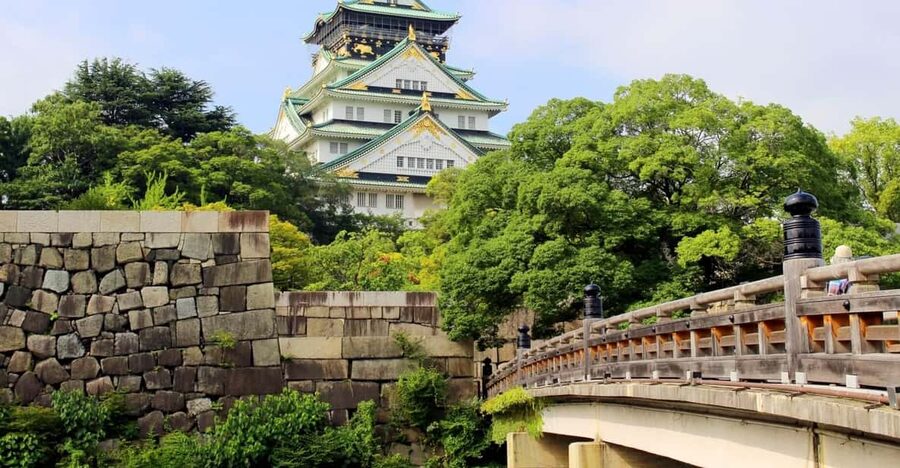 1-Day walking tour in Osaka:Castle, temples and Ukiyoe - Key points at a glance