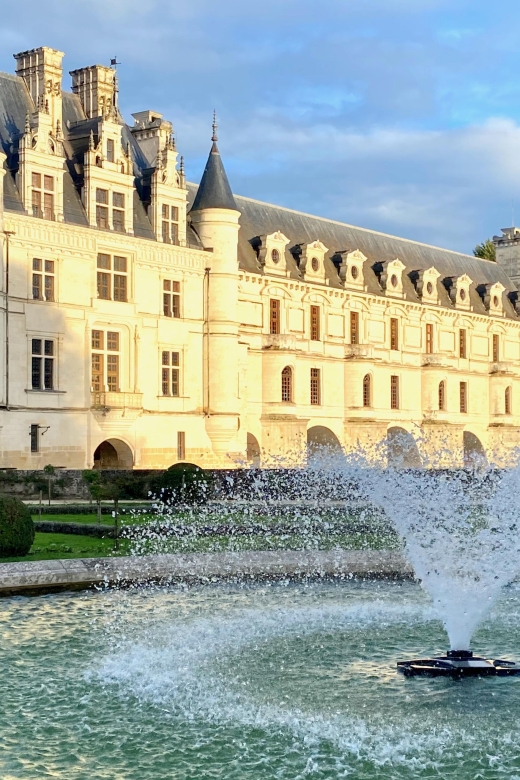 2-day Private Top 6 Loire Valley Castles from Paris Mercedes - Key Points at a Glance