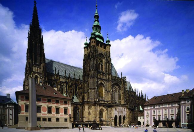 3-Hour Prague Castle & Interiors Tour - The Coach to Prague Castle Hill