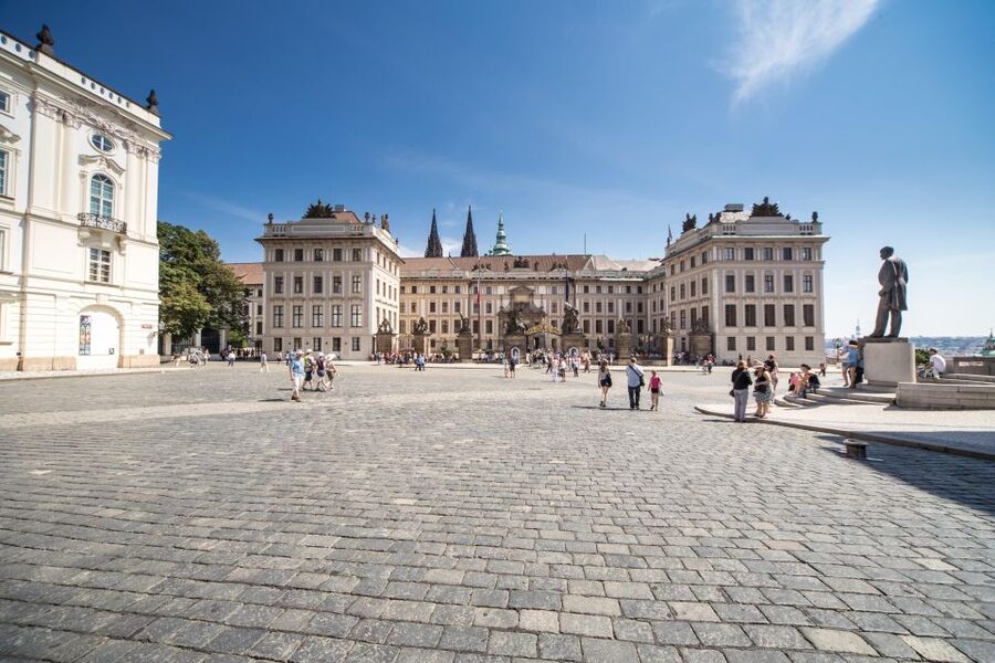 3-hour Private Prague Castle Walking Tour - Timing, Languages, and Practical Details