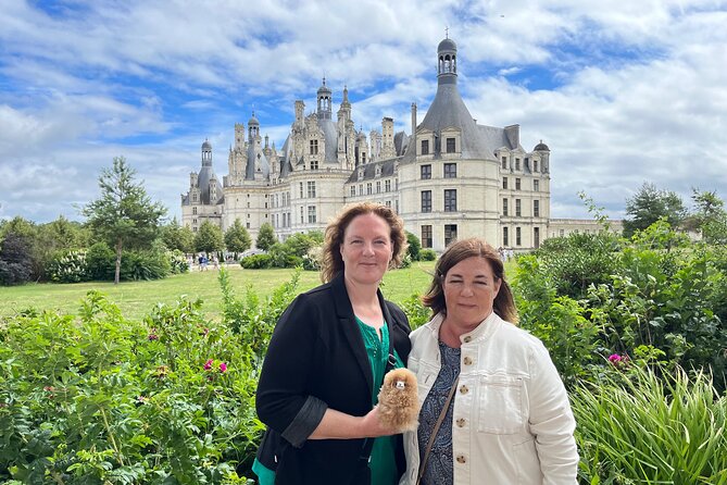 3 Loire Valley Castles and Wine Tasting Private Guided Tour - How much history you will actually receive