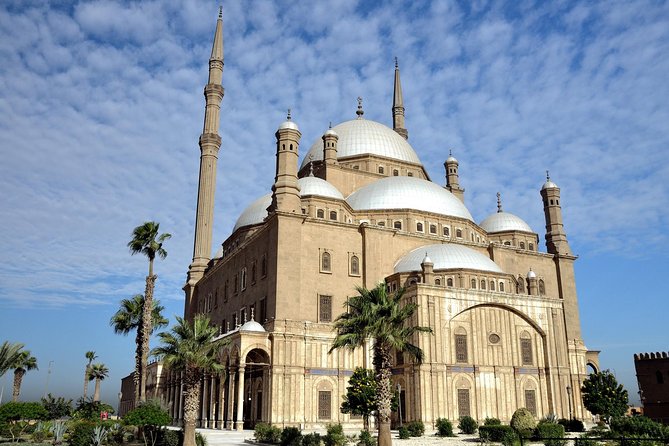 5 Hours private to Giza pyramids Sphinx and Citadel including Lunch - Two great eras of Cairo in one half-day