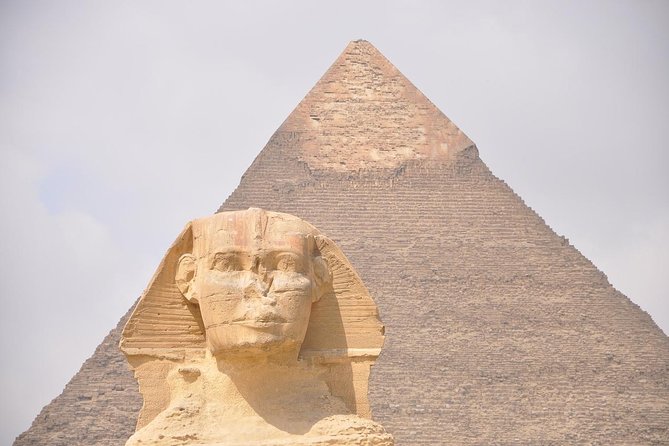5 Hours private to Giza pyramids Sphinx and Citadel including Lunch - What three hours at Giza really means