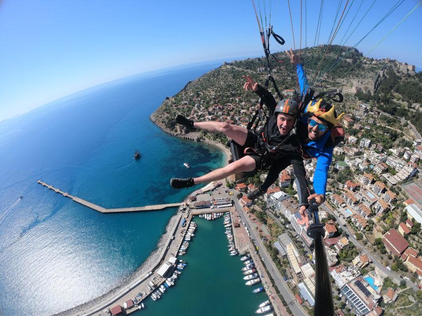 Alanya: Tandem Paragliding Over a Castle and the Sea - The flight: calm views or sharper turns
