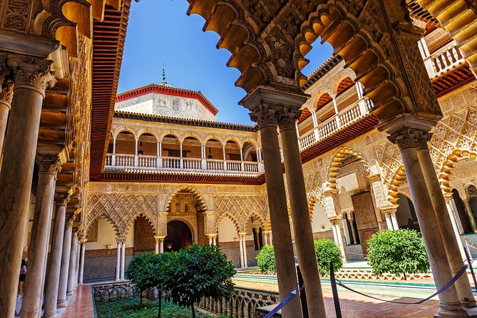 Alcazar, Cathedral and Giralda Guided Tour with Priority Tickets - Who will get the most from this tour