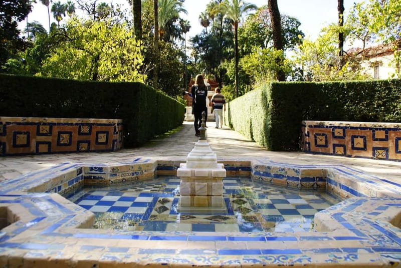 Alcazar & Cathedral of Seville Exclusive Group max. 9 guests - The Royal Alcazar, a palace shaped by two cultures