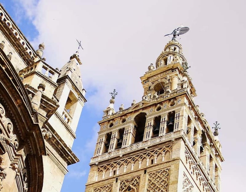 Alcazar & Cathedral of Seville Exclusive Group max. 9 guests - Seville Cathedral, where a mosque became a monumental church