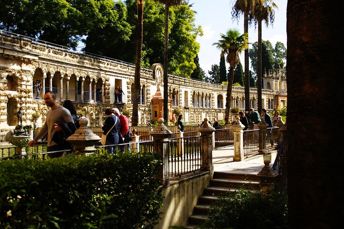 Alcazar of Seville Exclusive Group, max. 9 travelers - My call: book it for context and a smaller group