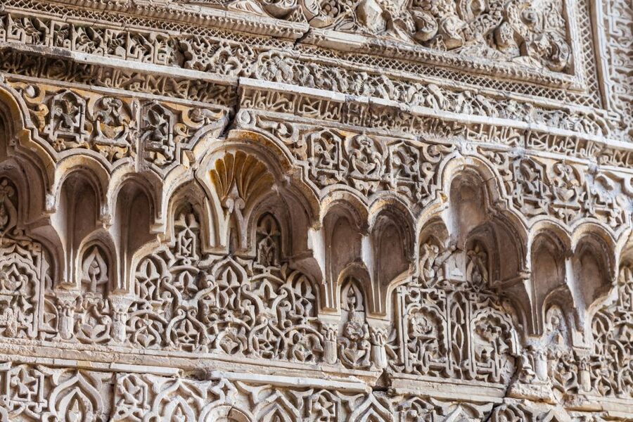 Alcazar of Seville VIP Tour - Language, accessibility, and practical details