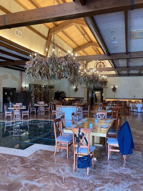Alicante/Benidorm: Wine tasting tour,transfer,La Mola Castle - Novelda winery: see the process before tasting the wine