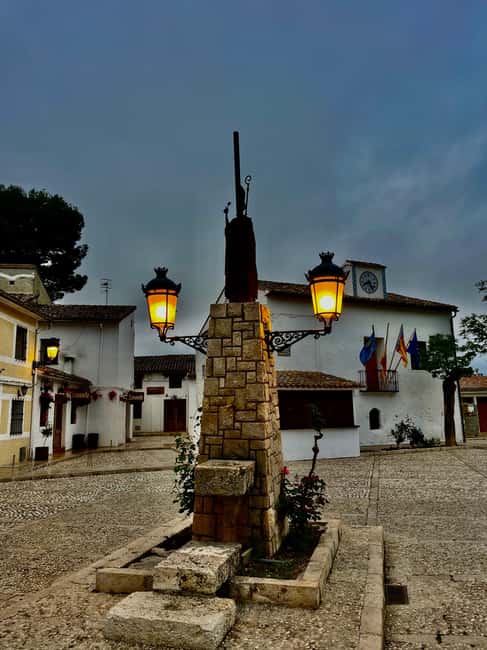 Alicante: Guadalest Castle and Chocolate Factory - Who should book this experience?