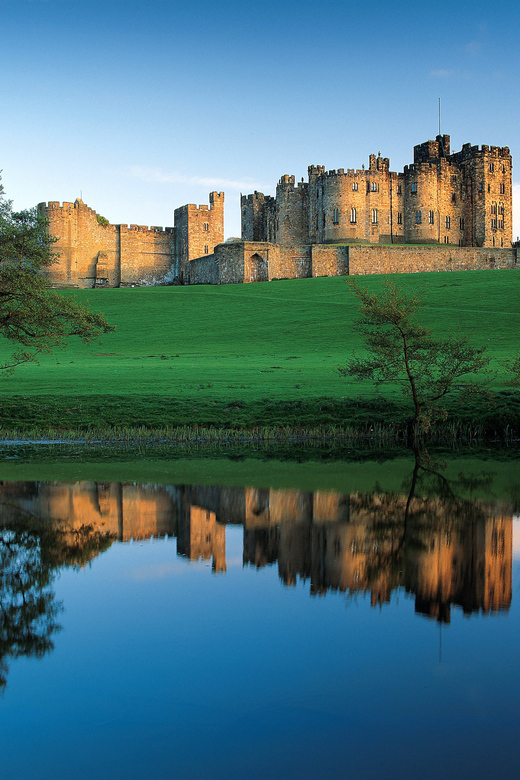 Alnwick: Alnwick Castle Ticket - A Fortress With a Surprisingly Grand Interior