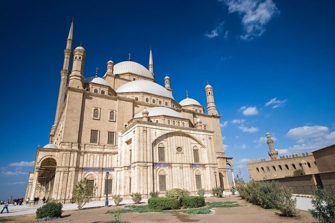 Amazing Full Day tour Egyptian Museum, Citadel of Saladin and Old Cairo - Seeing Babylon Fortress in fifteen minutes