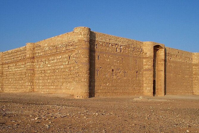 Amman city tour & Desert castles sightseeing - Qasr Al-Harranah and the quiet desert road