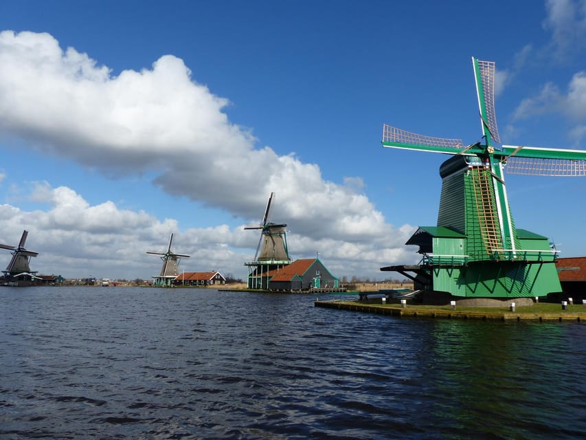 Amsterdam: Private green tour !!! Windmills, castle - Booking details worth knowing