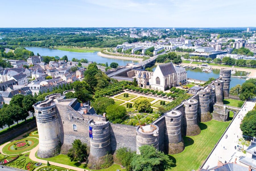 Angers: Château d'Angers Entrance Ticket - Walking the ramparts for Angers views