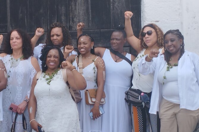 Assin Manso Slaves River and Cape Coast Castle Tour - Following the route from Accra into Ghana’s past