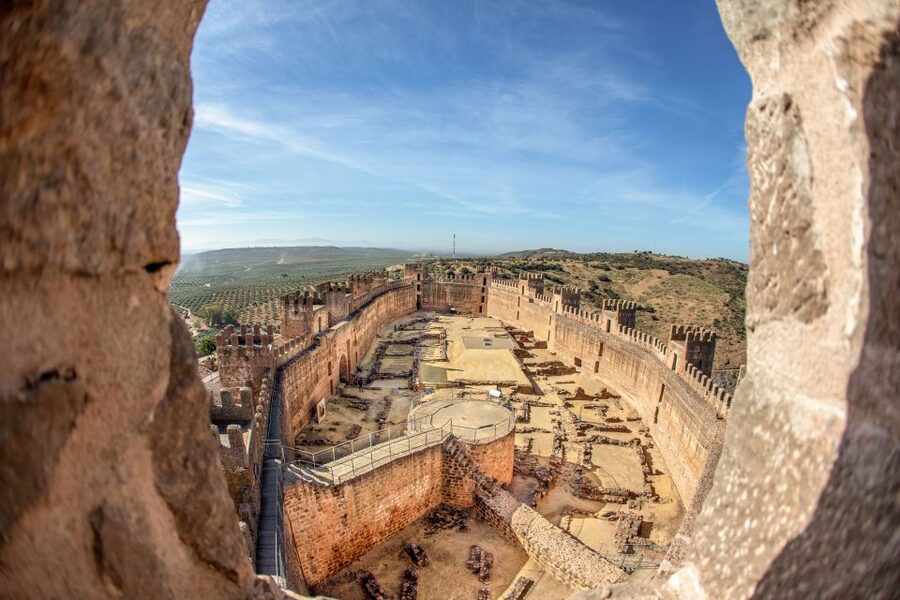 Baños de la Encina: Bury al-Hamma Castle Guided Tour - Why Bury al Hamma Castle deserves your time