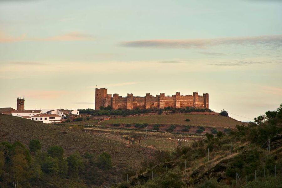 Baños de la Encina: Bury al-Hamma Castle Guided Tour - Inside a 10th-century Muslim fortress