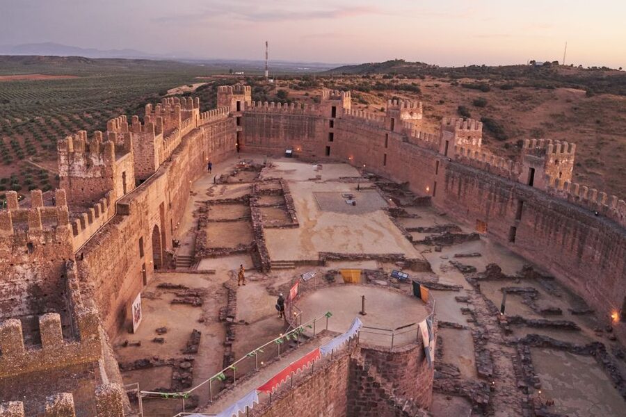 Baños de la Encina: Bury al-Hamma Castle Guided Tour - What the 45-minute length means
