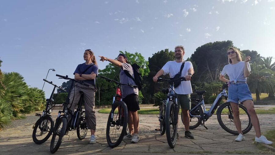 Barcelona: Montjuïc e-bike Adventure with Views and Castle - Why an e-bike is the right way up Montjuïc