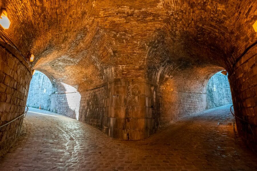 Barcelona: Walking tour with Montjuic Castle & Cable Car - From Palau Moja to Barcelona’s oldest streets
