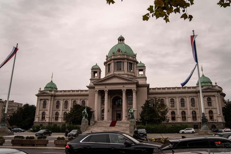 Belgrade: Guided City Tour and Kalemegdan Fortress Visit - Guide style and group size