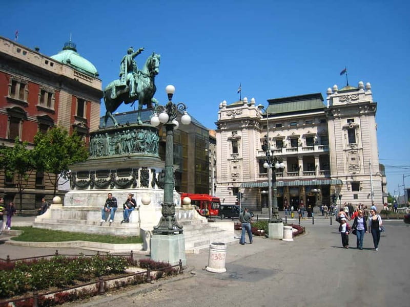 Belgrade: Guided City Tour and Kalemegdan Fortress Visit - A coffee pause at the Question Mark kafana