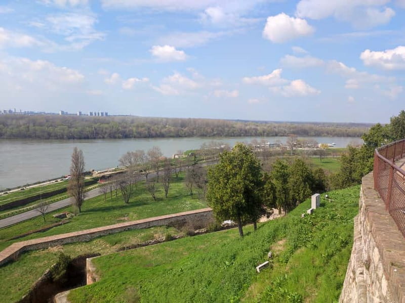 Belgrade: Guided City Tour and Kalemegdan Fortress Visit - St. Michael’s Cathedral and Serbia’s royal past