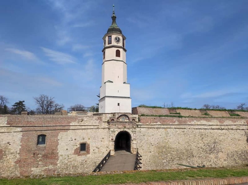 Belgrade: Guided City Tour and Kalemegdan Fortress Visit - Ružica Church and the final fortress details