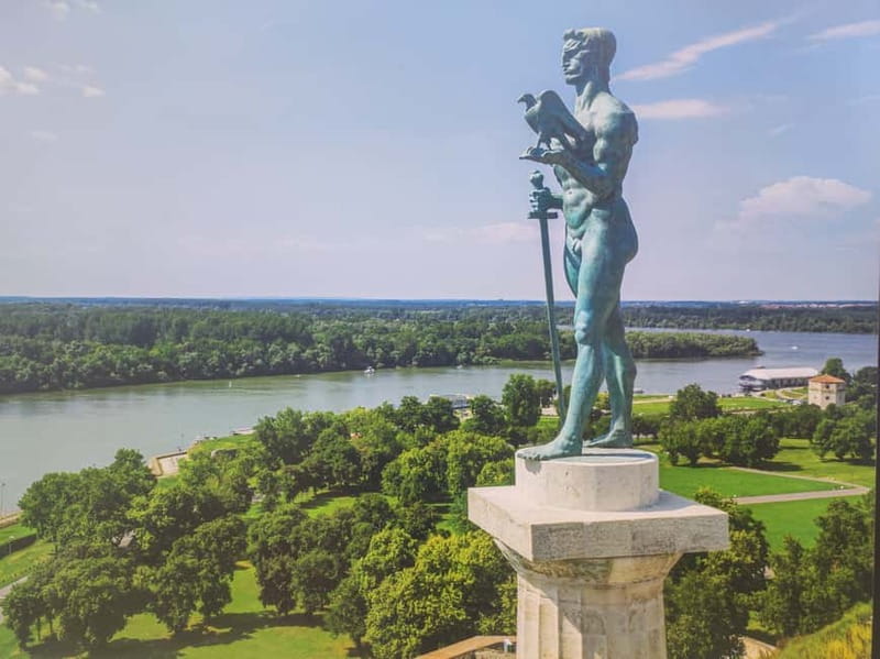 Belgrade: Guided City Tour and Kalemegdan Fortress Visit - Starting at Student Park and the university quarter
