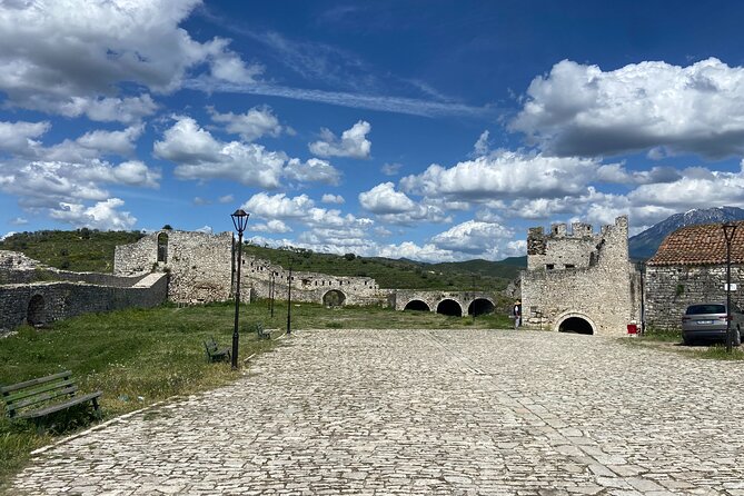 Berat city UNESCO tour, the Castle & Belshi lake- From Tirana - The morning pickup requires attention