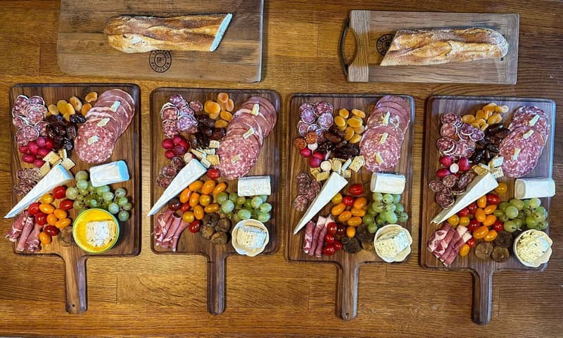 Bergerac: Lunch at Chateau Lestevenie - Adding wine to the two-hour visit