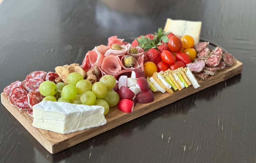 Bergerac: Lunch at Chateau Lestevenie - Who will enjoy this lunch most