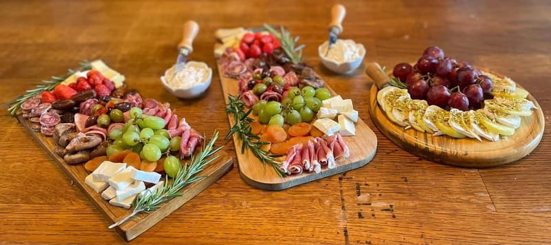 Bergerac: Lunch at Chateau Lestevenie - What arrives on the shared platter