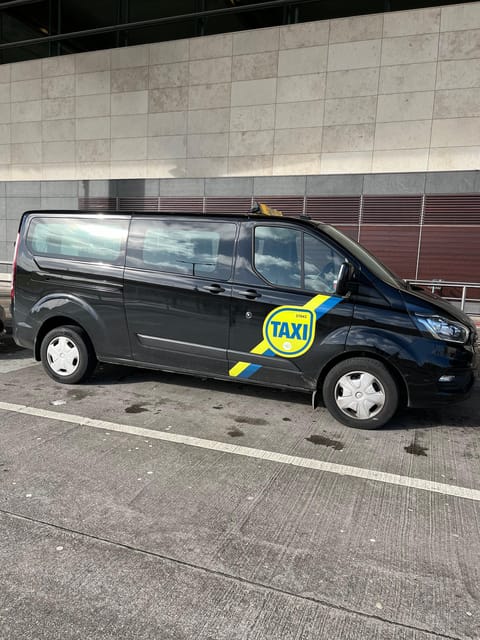 Blarney Castle and Cork City:Private taxi tour . - The Lough offers a quieter side of Cork