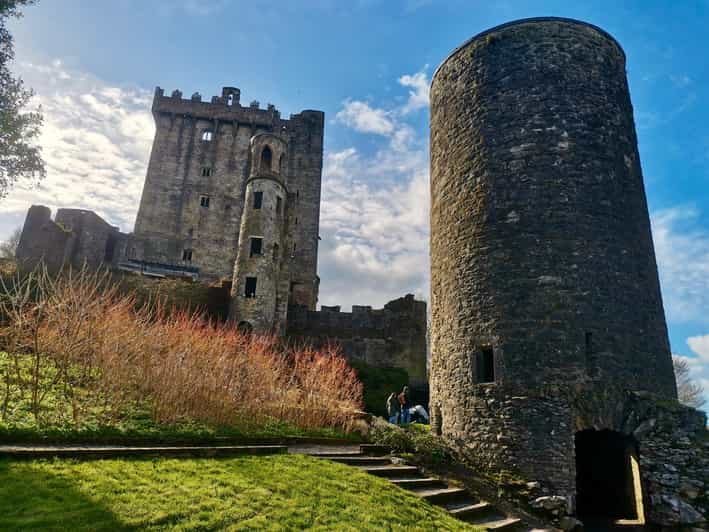 Blarney Castle: Private Guided Day Tour from Dublin - Cork adds a city view and a food stop