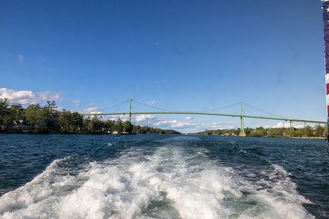 Boldt Castle and 2 Nation Tour - Who should book this Clayton tour?