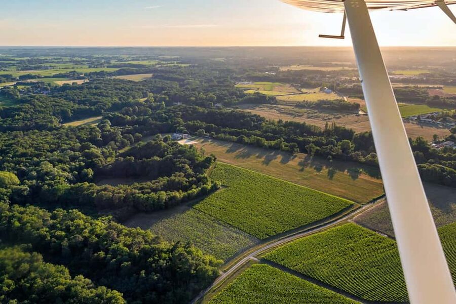 Bordeaux: Panoramic flight over vineyards and castles - Should you book the Saint-Émilion panoramic flight?