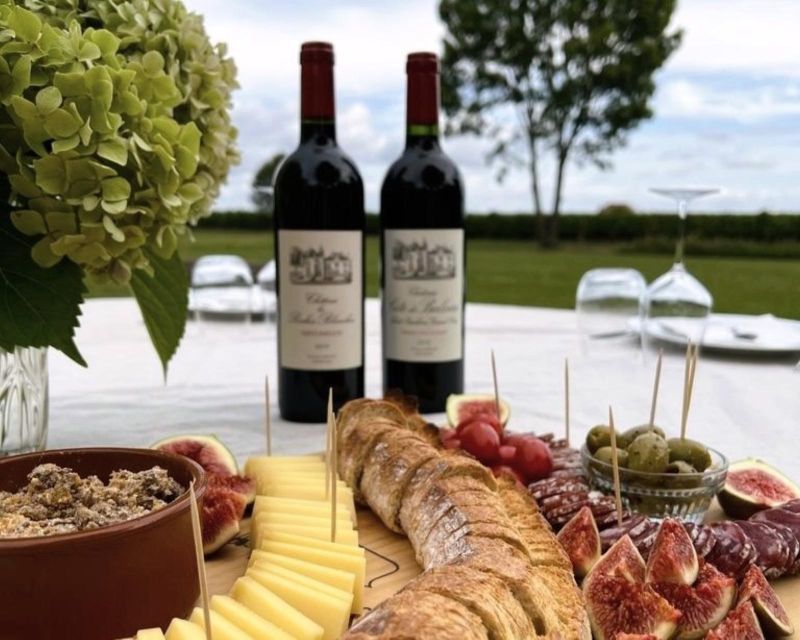 Bordeaux: Saint-Emilion Village Day Trip, 2 Chateaux & Lunch - Walking the medieval lanes before the wine estates