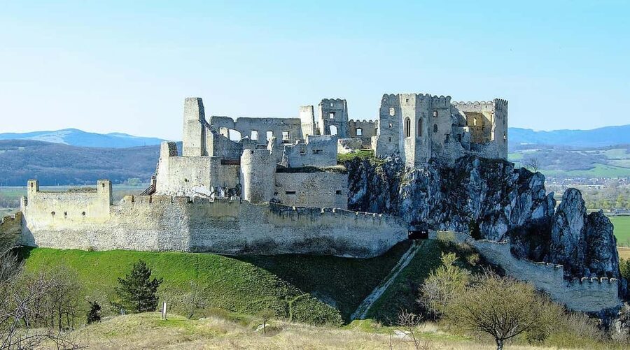 Bratislava: Castles & Panoramic Views of Slovakia - Červený Kameň: aristocratic rooms and huge cellars
