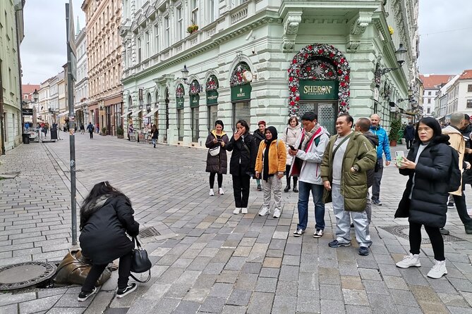Bratislava City & Castle Walking Tour with Sebastian in English - Primates’ Palace and a major European agreement