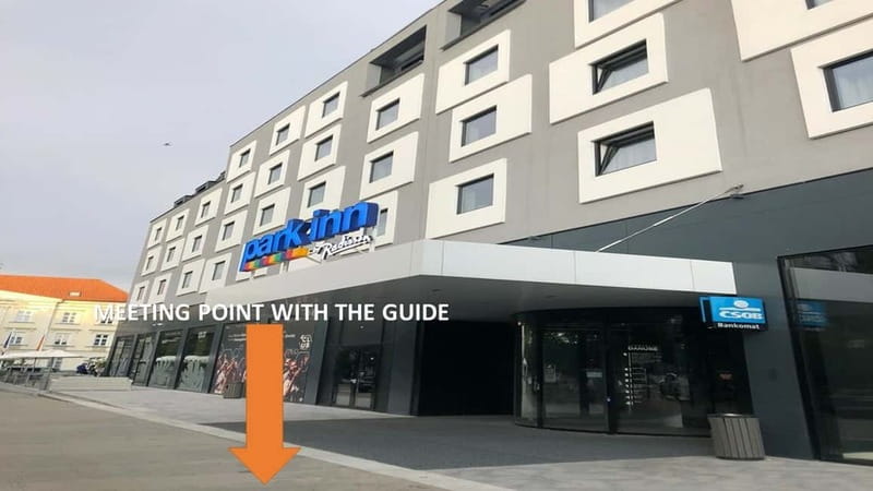 Bratislava: Guided Walking Tour with Castle Entry Ticket - Why this walking tour works well in Bratislava