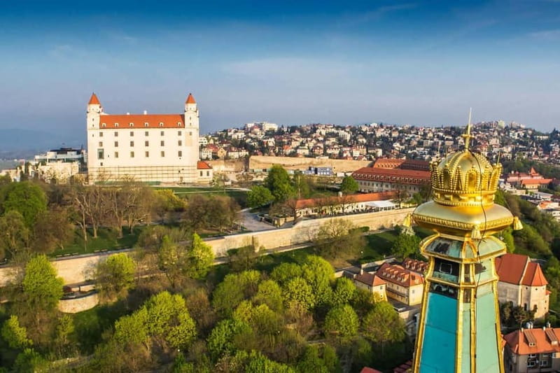 Bratislava: Guided Walking Tour with Castle Entry Ticket - The Opera House and Reduta begin the city walk