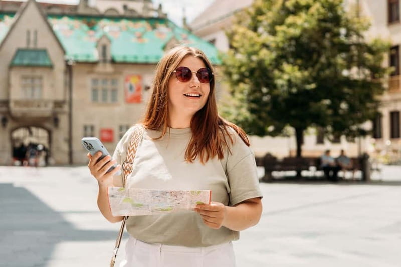 Bratislava Highlights: Old Town & Castle Walking Tour - St. Martin’s Cathedral and a local taste