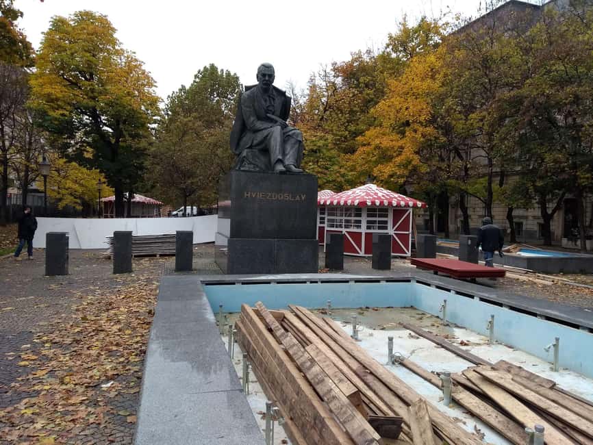 Bratislava: Old Town and Castle Walking Tour - Key points at a glance