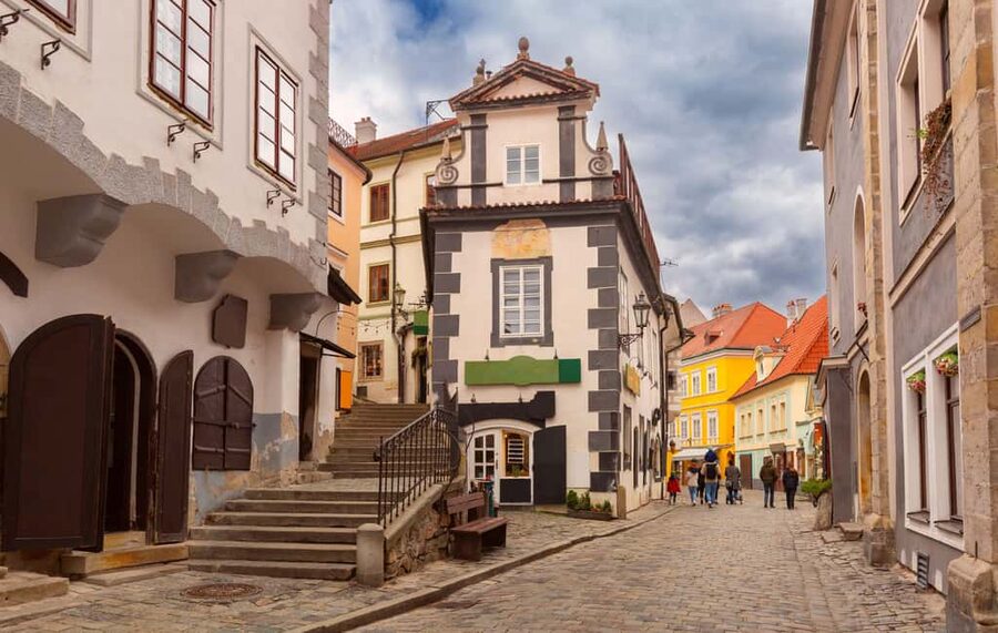 Bratislava: Slovakia Castle Photography Tour & Wine Tasting - Trenčín Castle over the Váh Valley